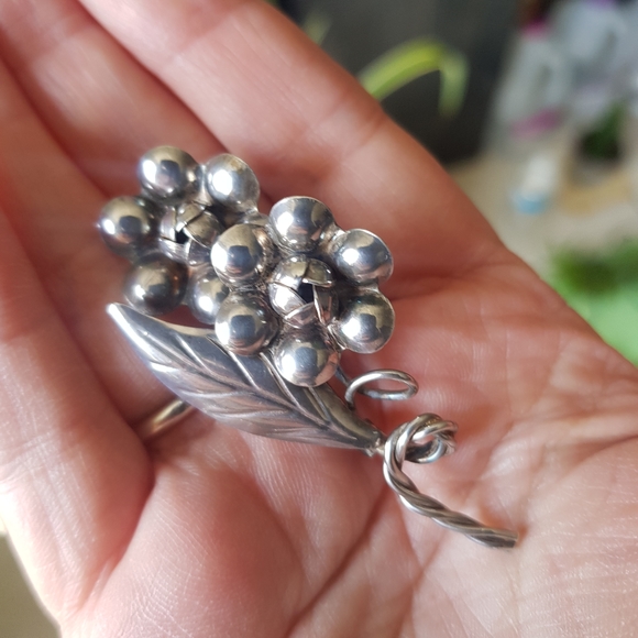 Vintage Sterling Silver Rose Brooch - Picture 2 of 7